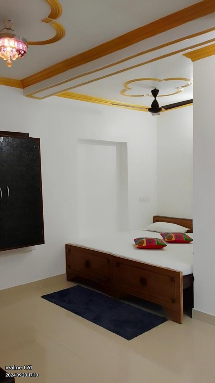 Ganga Paying Guest House Варанасі Номер фото