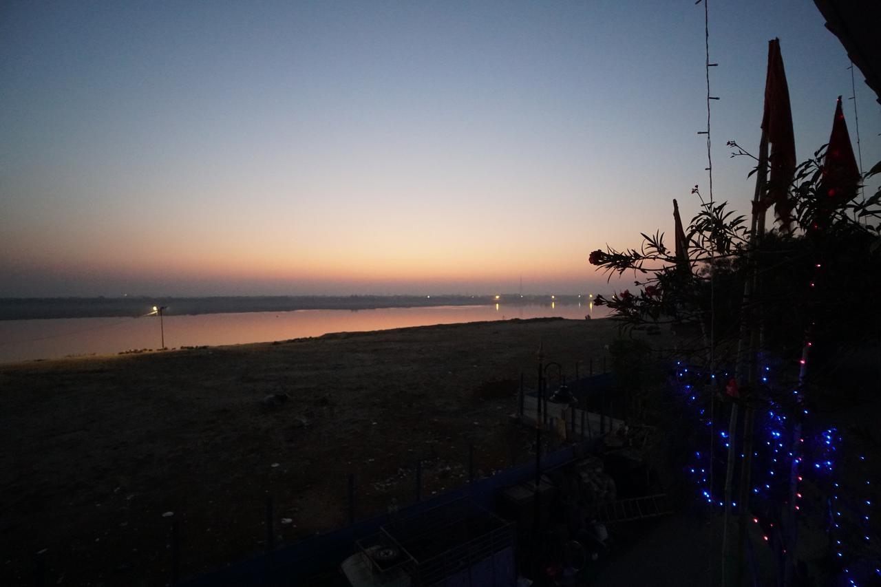 Ganga Paying Guest House Варанасі Екстер'єр фото